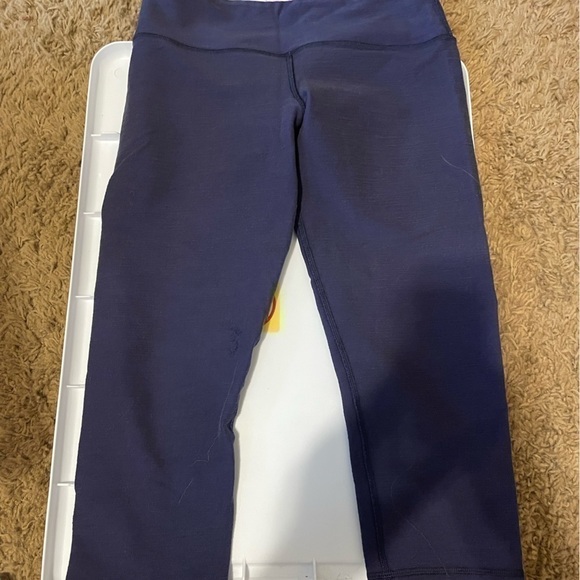 Lululemon Leggings 3/4 length - Picture 6 of 7